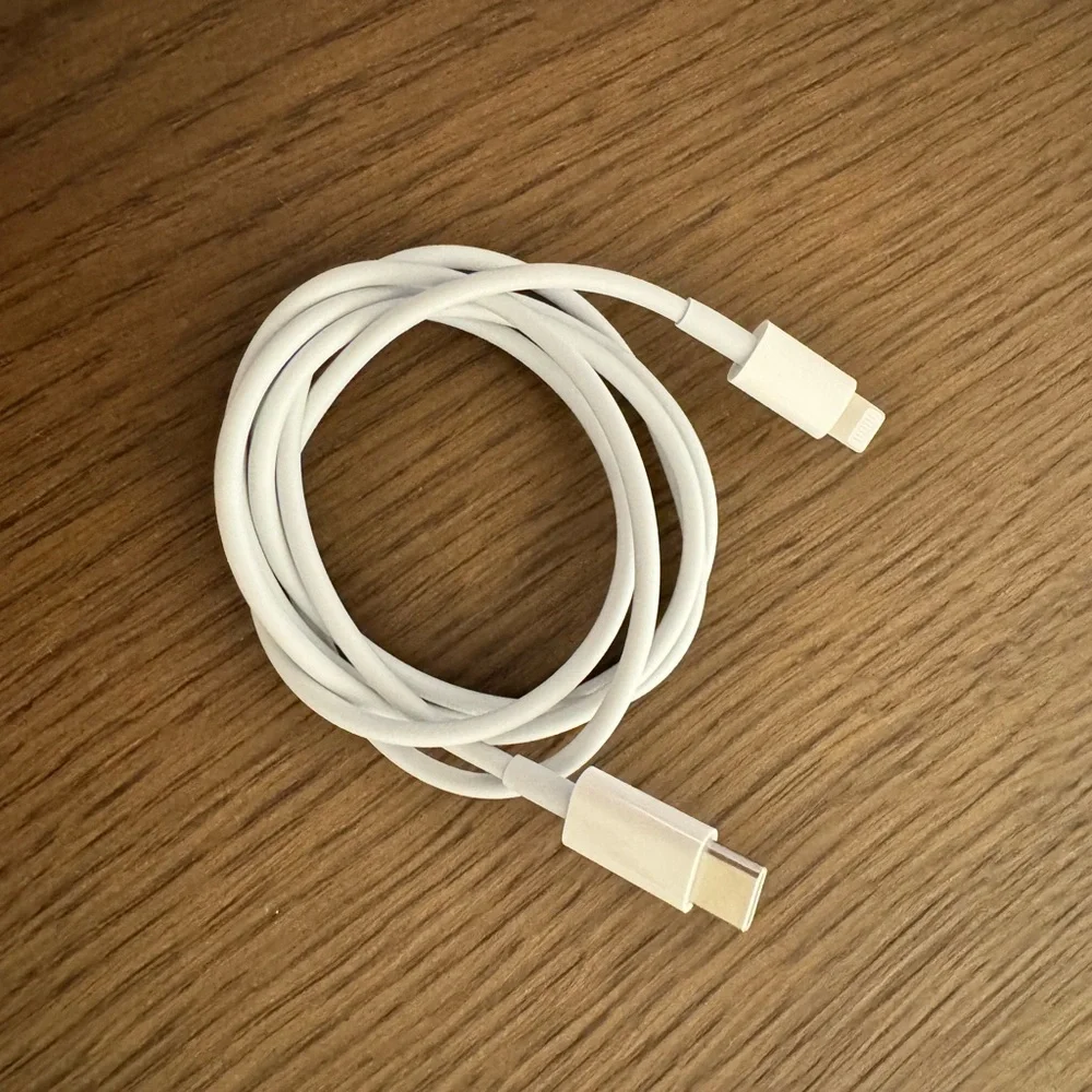 USB-C to Lightning Cable